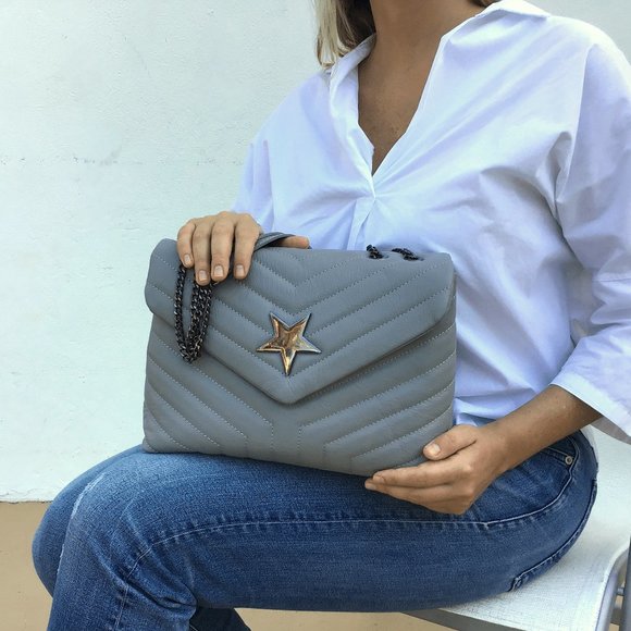 Genuine leather shoulder bag with chain strap - Picture 4 of 6